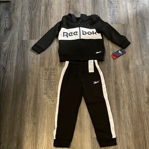 Reebok outfit brand new with tags size 6